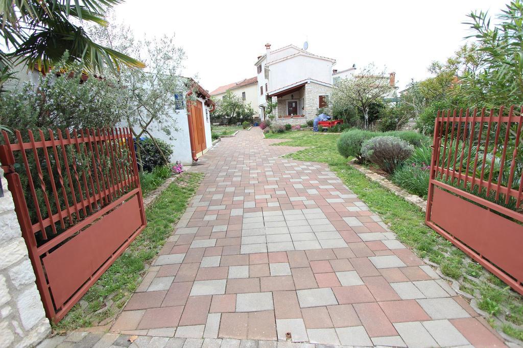 Guest House Liliana Rovinj Bagian luar foto