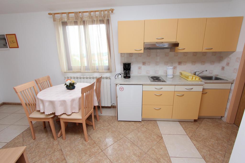 Guest House Liliana Rovinj Ruang foto