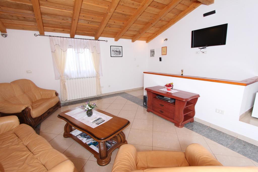 Guest House Liliana Rovinj Ruang foto